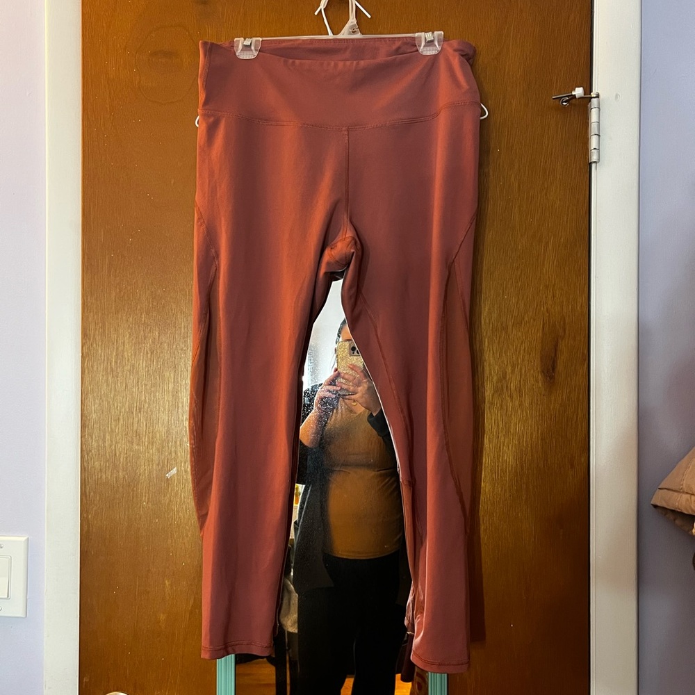 Old nave legging